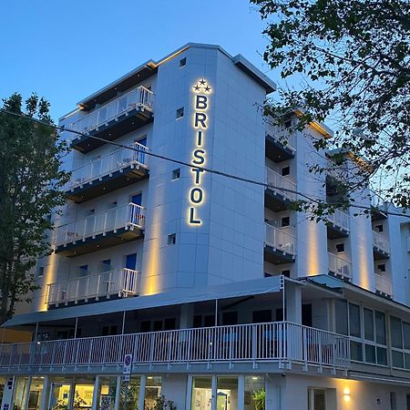 Hotel Bristol Misano Adriatico Exteriör bild